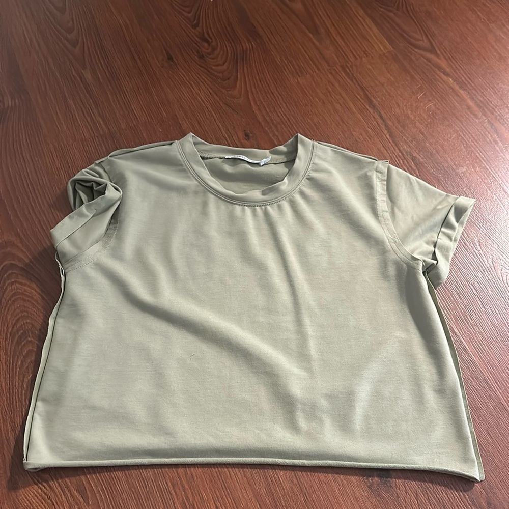Cropped Tee!